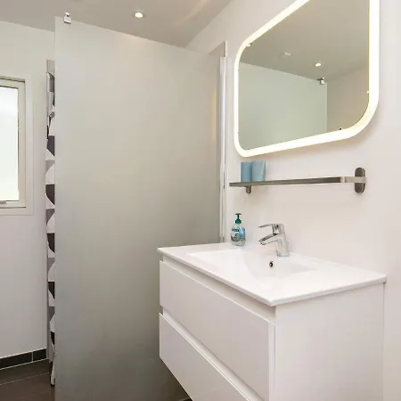 Three-bedroom In 6 Saltum