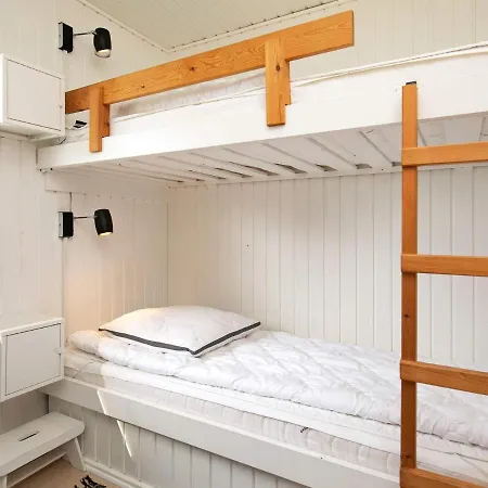 בית נופש Three-bedroom In 6 Saltum
